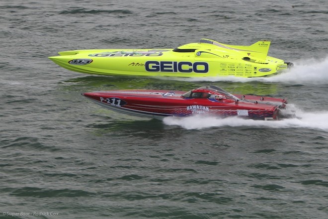 Miss GEICO and its turbine power had too many 'horses' for 'Hawaiian Tropic'. - US offshore © Rodrick Cox